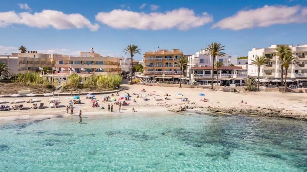 Appartamento SA VARADERO 2D Con Cucina Vista Mare Laterale Es Pujols